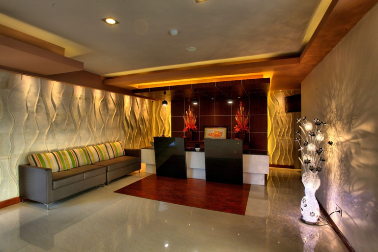 Public Area 21