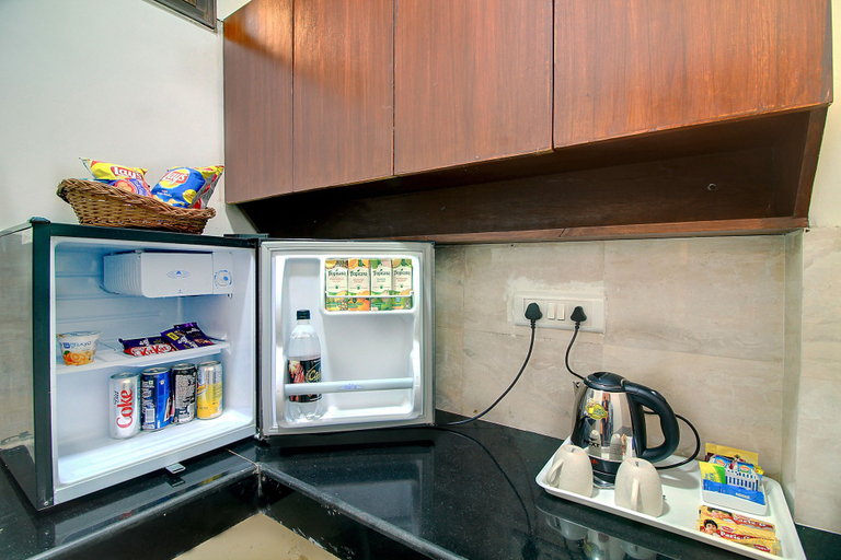 Food & Drinks 5, Hotel Staayz Premium, Gurgaon