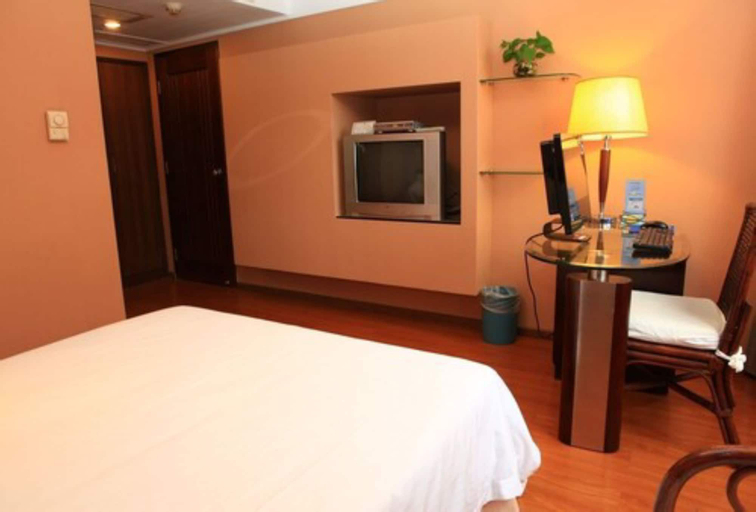 Bedroom 5, Hedong Citycenter Hotel, Shenzhen