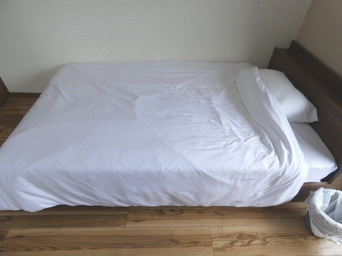 Bedroom 2, AO-Dazaifu, Chikushino