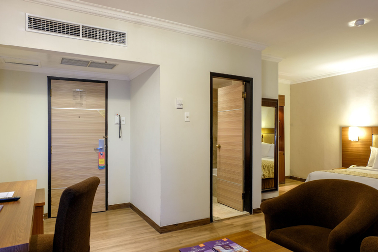 Bedroom 24