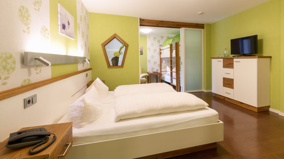 Bedroom 4, Hotel Luisen-Mühle, Waldeck-Frankenberg