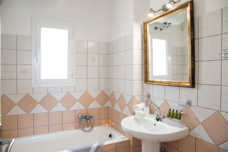 Bathroom 5, Dina Apartments, Ionian Islands