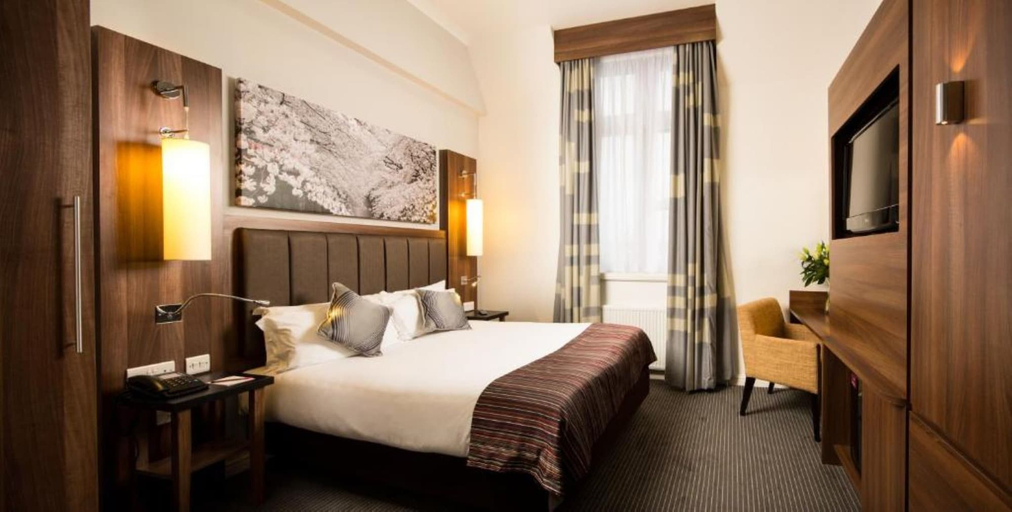 Bedroom 3, Mercure Darlington Kings Hotel, Darlington