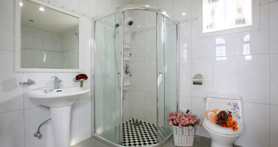 Bathroom 3, Daegwanryeong Sketch Pension, Pyeongchang