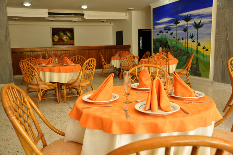 Food & Drinks 5, Yuldama Rodadero Inn, Santa Marta (Dist. Esp.)
