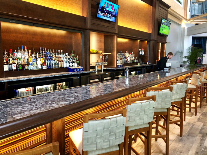 Food & Drinks 5, Southbank Hotel by Marriott Jacksonville Riverwalk, Duval