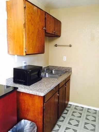 Others 4, Ranch House Inn and Suites, Bell