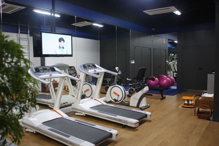Others 5, Hotel Grammos, Gangnam