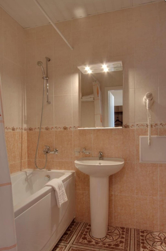 Bathroom 3, Alesha Popovich Dvor, Yaroslavskiy rayon