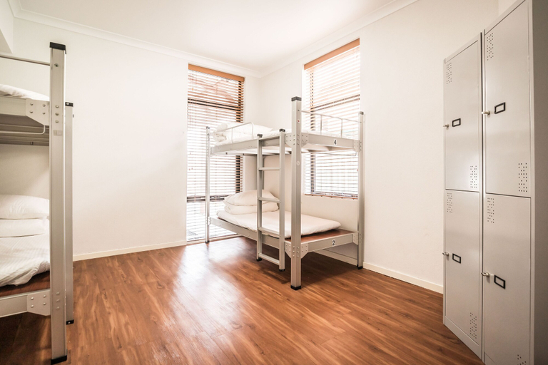 Others 5, Downtown Backpackers Hostel - note - Valid Passport required for check in, Perth