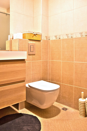 Bathroom 3, Travellino Serviced Apartments, Burgas