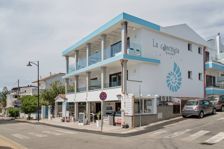 Exterior & Views 2, Hotel Ristorante La Conchiglia, Nuoro