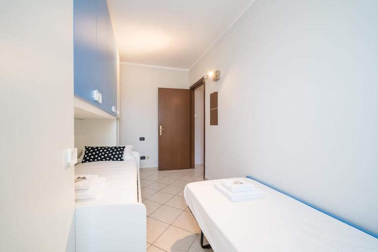 Room 5, Bright Apartments Sirmione -Sorgente Pool 1, Brescia