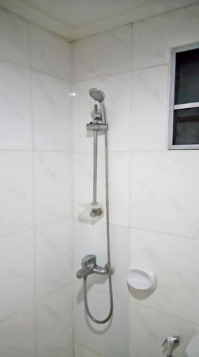 Bathroom 3, Mahal Kita Drive Inn, Pasay City