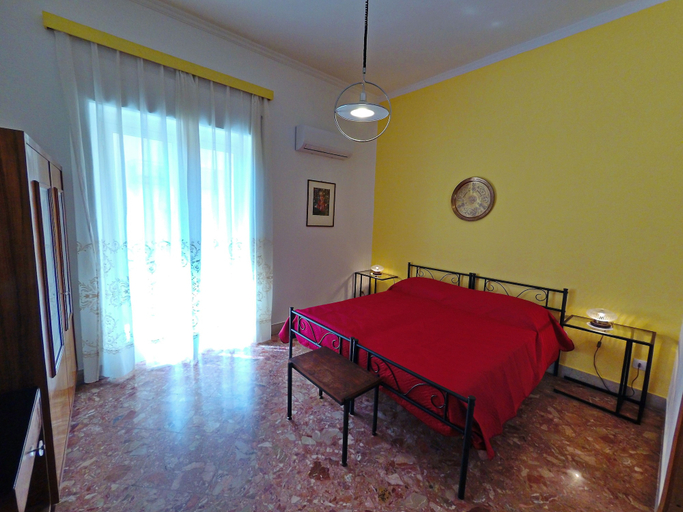 Bedroom 4, Olivarooms, Palermo