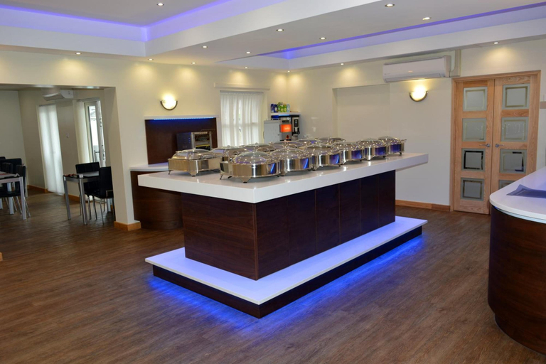 Food & Drinks 5, The Cambridge Hotel, Kirklees
