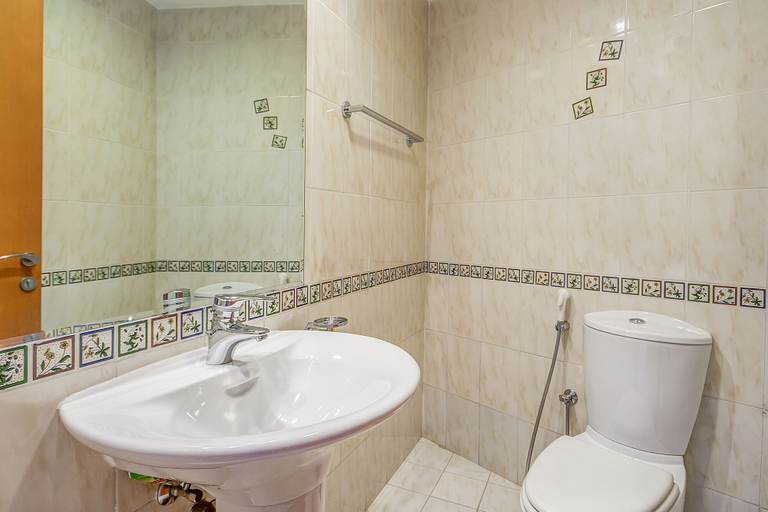 Bathroom 4, The Waves by Deluxe Holiday Homes, Dubai