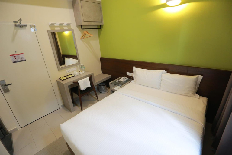 Bedroom 3, Pantai Regal Hotel, Kuantan