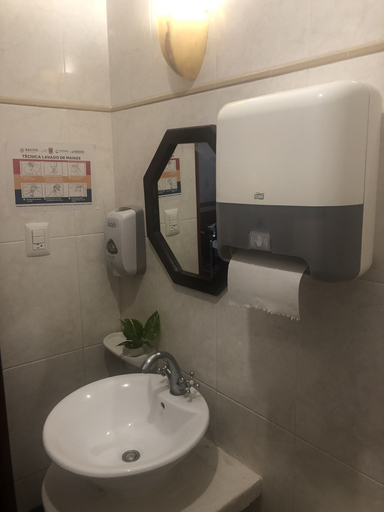 Bathroom 5, Hotel Castelmar, Campeche