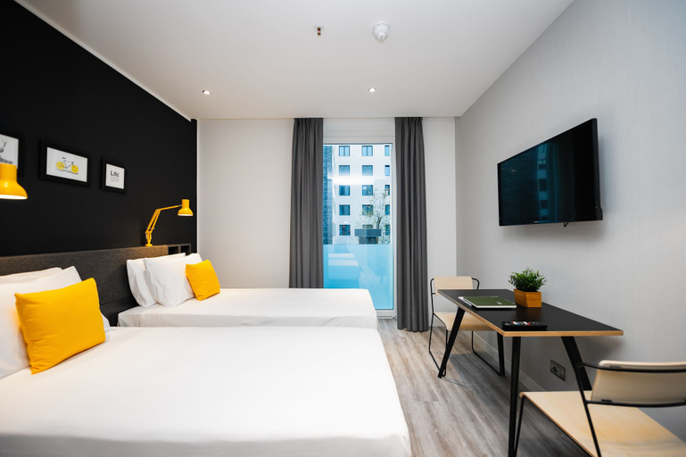 Bedroom 3, Staycity Aparthotels, Venice, Mestre, Venezia
