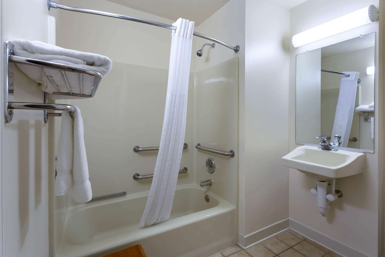 Bathroom 4, Hawthorn Suites by Wyndham Allentown-Fogelsville, Lehigh