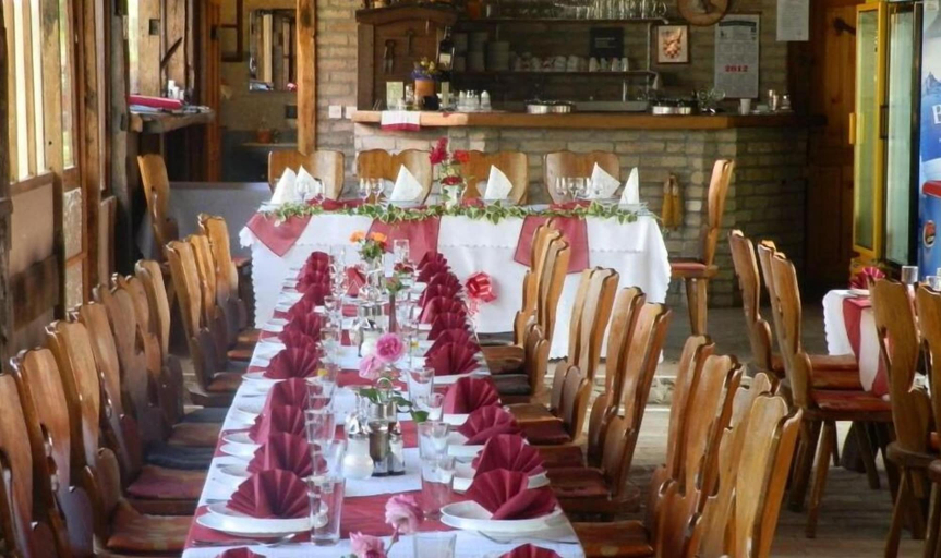 Food & Drinks 4, Tradicije Čigoč, Sisak