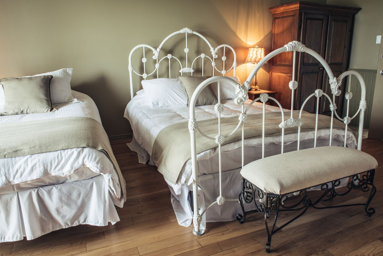 Bedroom 4, L'Authentique Auberge de Charlevoix, Charlevoix