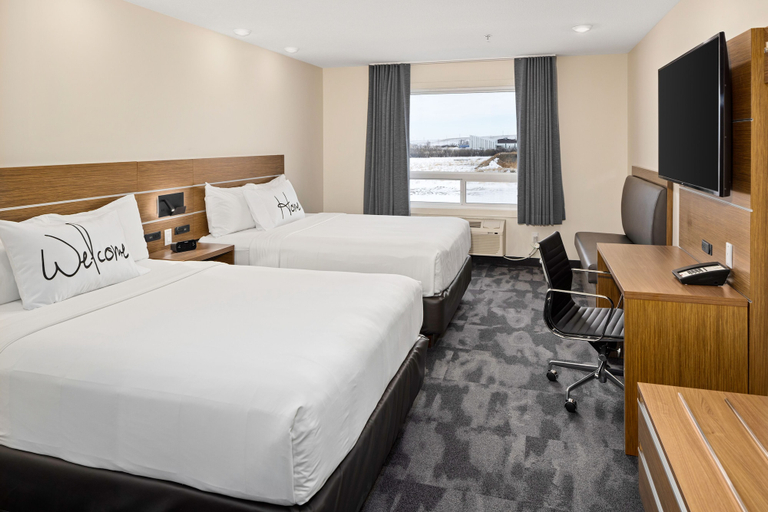 Bedroom 3, Home Inn & Suites Swift Current, Division No. 8