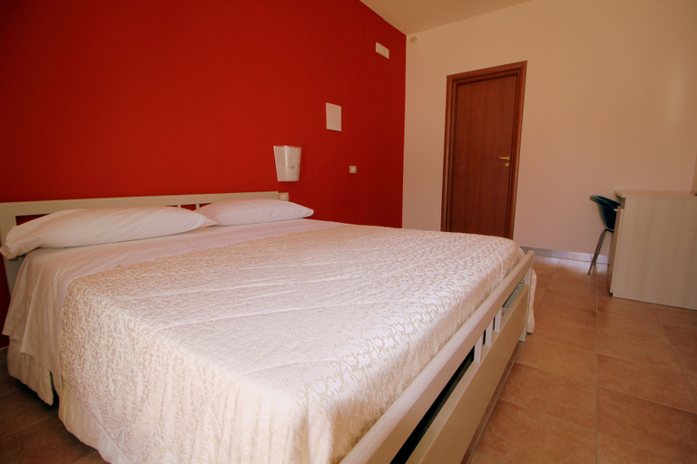 Bedroom 4, Modica Garden Resort, Ragusa