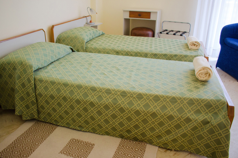 Bedroom 3, Hotel Il Girasole, Reggio Di Calabria