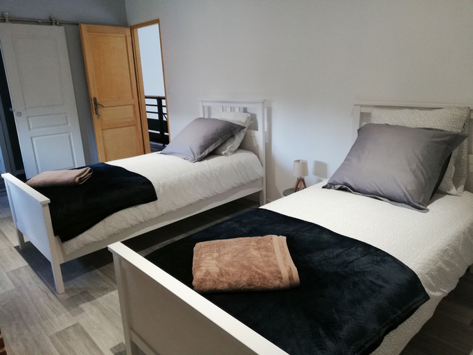 Bedroom 4, La Grange du Bosquet, Nord