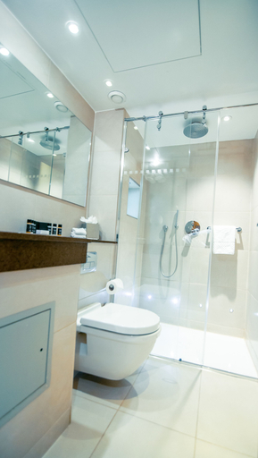 Bathroom 4, Blakemore Hyde Park, London