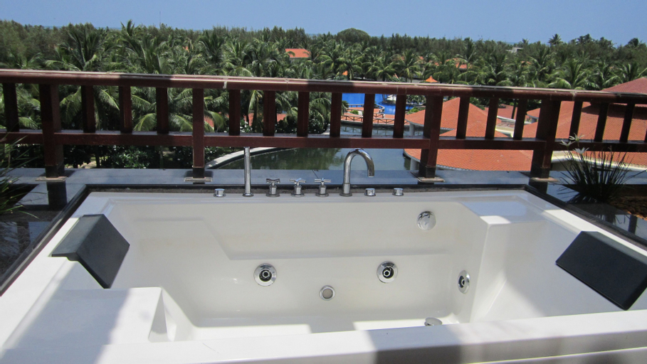 Bedroom 4, Bonjour Bonheur Ocean Spray, Viluppuram