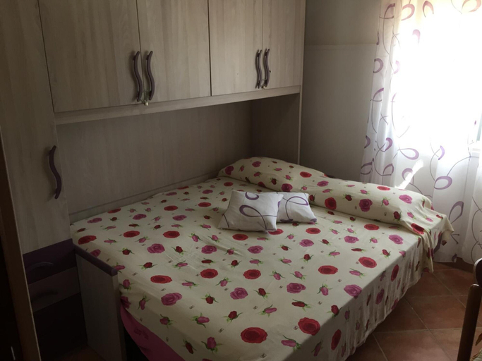 Bedroom 3, Rudy Arenaile, Syracuse