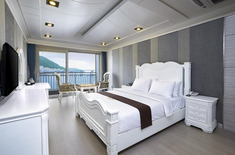 Bedroom 2, Busan Beach Hotel Busan Songdo, Seo