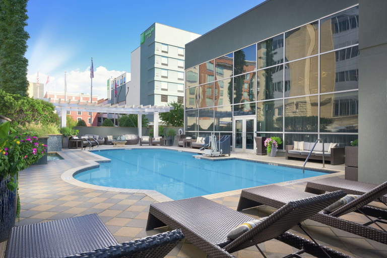 Sport & Beauty 2, DoubleTree by Hilton Hotel Chattanooga Downtown, Hamilton