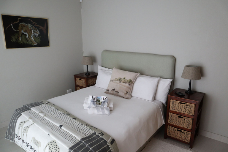 Bedroom 3, 113 On Robberg, Eden