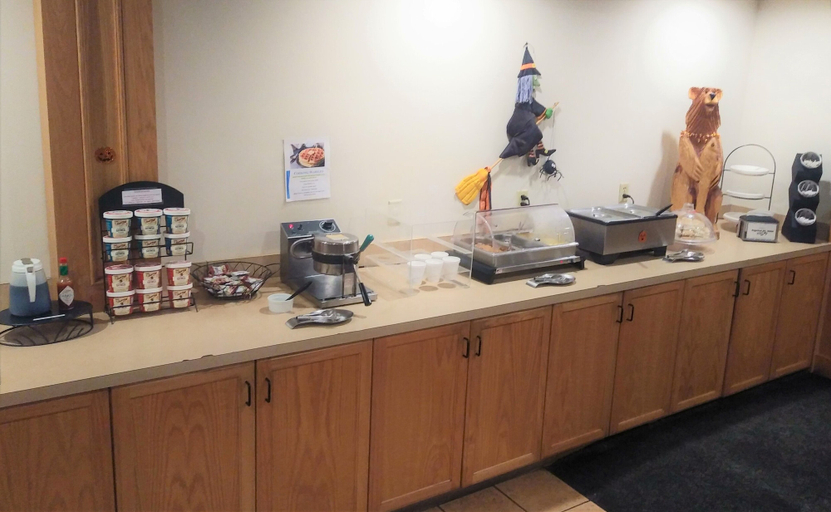 Food & Drinks 5, Sugarloaf Mt Motel, Deschutes