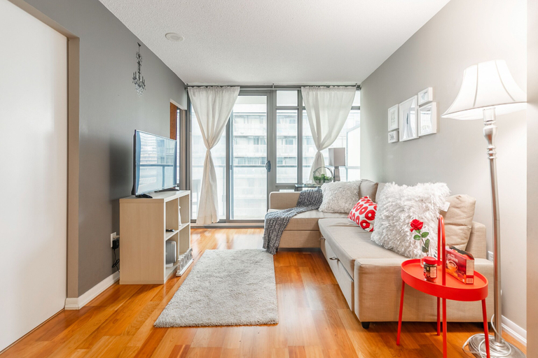Others 5, Stylish Suite in Downtown Toronto, Toronto