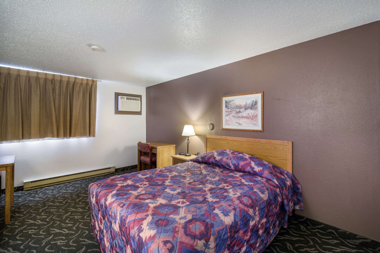 Bedroom 1, The Roosevelt Hotel, Wibaux