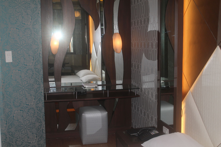 Others 4, Hotel Ava Gil Puyat, Pasay City