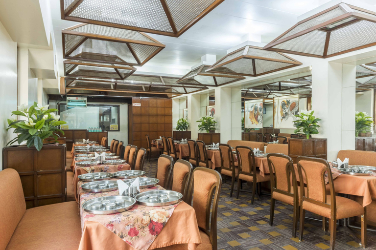 Food & Drinks 5, Hotel Parle International, Mumbai Suburban