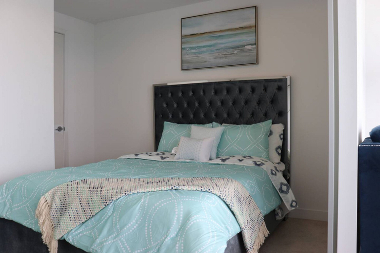 Bedroom 3, Aaira Suites 35, Toronto
