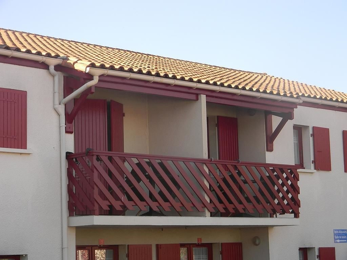 Exterior & Views 2, Résidence Hôtelière Hélios, Charente-Maritime