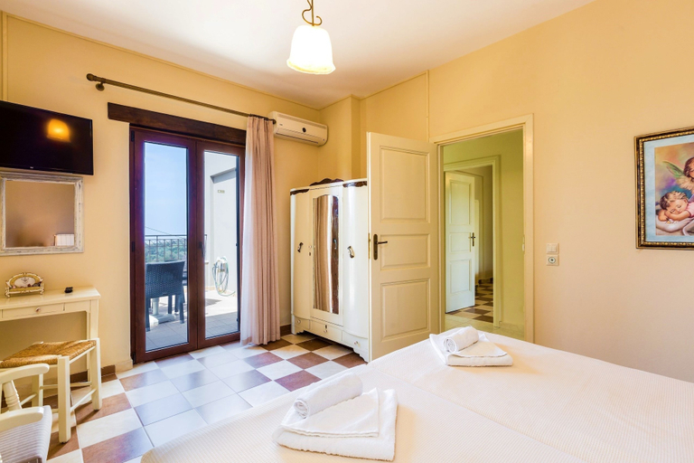 Bedroom 2, disCrete Villa Chromonastiri, Crete