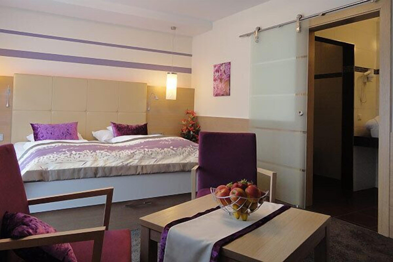 Bedroom 3, Hotel Lenauhof, Rottal-Inn