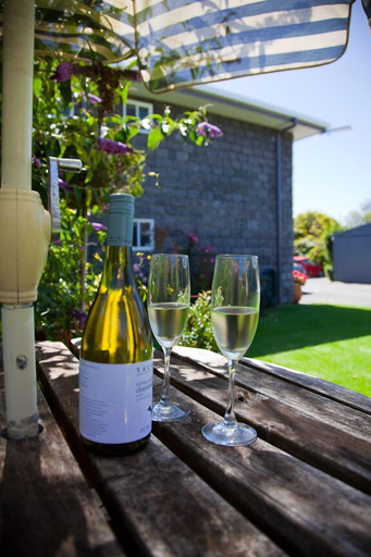 Food & Drinks 4, Central Motel Port Fairy, Moyne - South