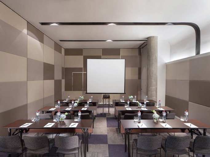 Business Facilities