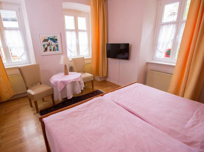 Bedroom 2, Hotel Zur Post, Bernkastel-Wittlich